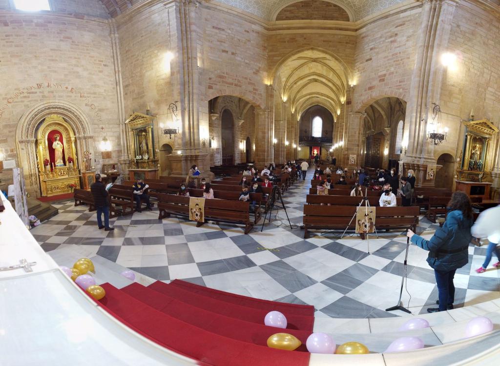 X encuentro Niños de Jaén_Lolo pasó haciendo el bien (1)